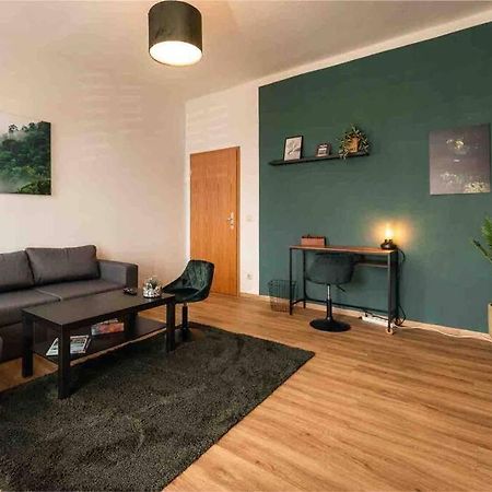 Ferienwohnung Bali Style Mit High Speed Wlan Und Gratis Parkplatz 게라 외부 사진