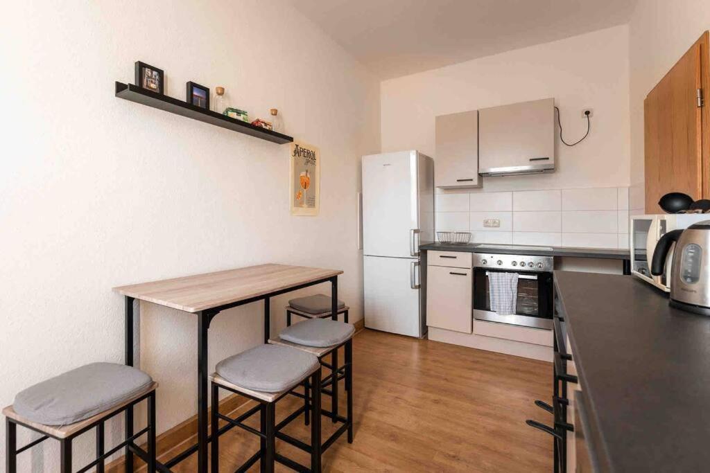 Ferienwohnung Bali Style Mit High Speed Wlan Und Gratis Parkplatz 게라 외부 사진